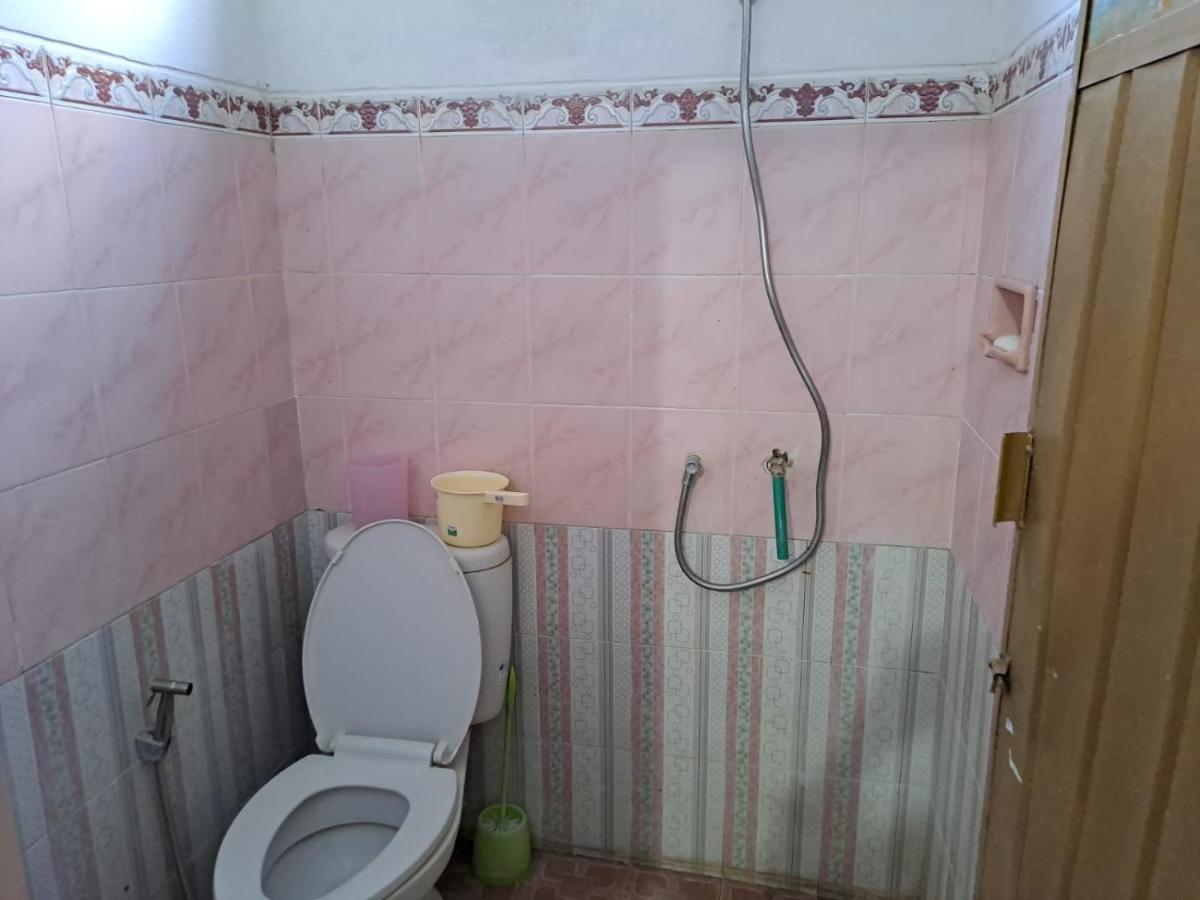 Indo Homestay Маланг Екстериор снимка
